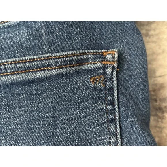 Madewell Mid Rise Kick Out Jeans Women's 31 Blue Denim Medium Wash Flare (33x28) - Picture 6 of 13